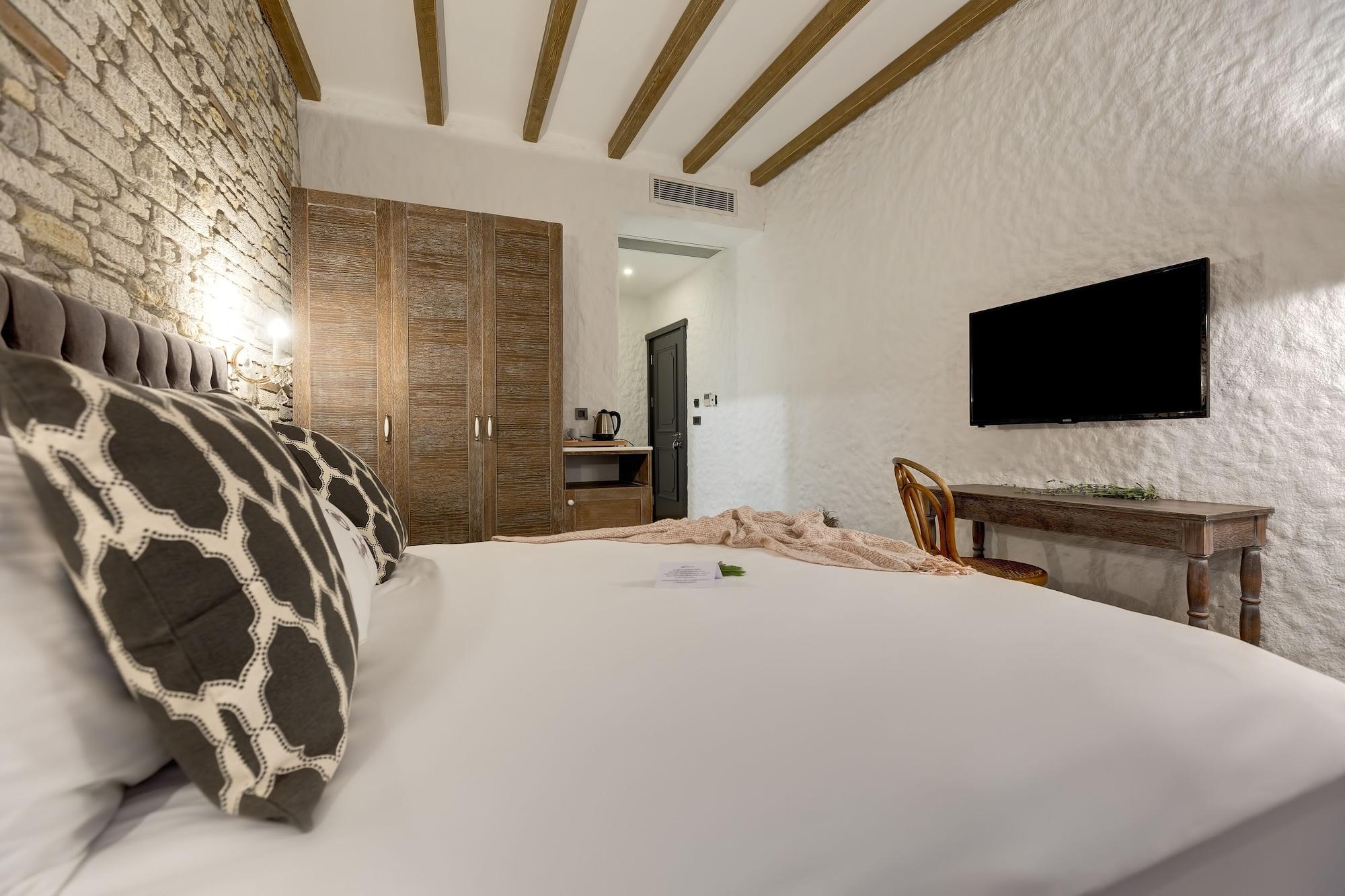 Alachi Hotel อาเลอเจอติ ภายนอก รูปภาพ